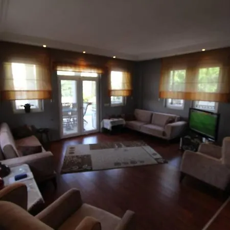 Villa Villa Mandarine 3+2 Tripleks Villa (10 kişilik) *