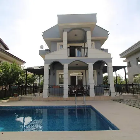 Villa Villa Mandarine 3+2 Tripleks Villa (10 kişilik) *