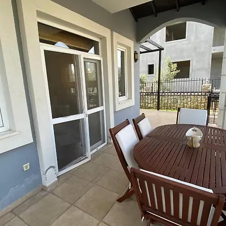 Villa Villa Mandarine 3+2 Tripleks Villa (10 kişilik) *