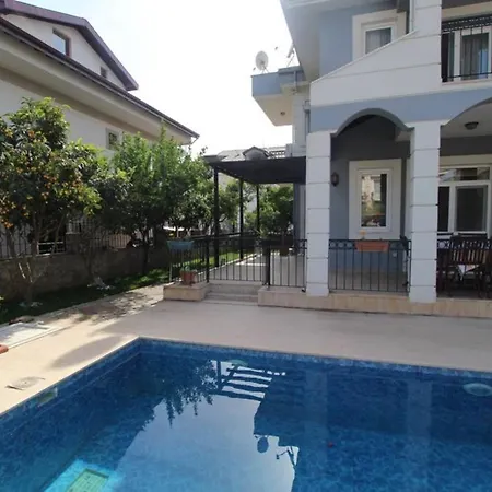 Villa Villa Mandarine 3+2 Tripleks Villa (10 kişilik) *